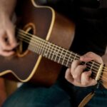 Inscriptions aux cours de guitare proposés par Corde au vent